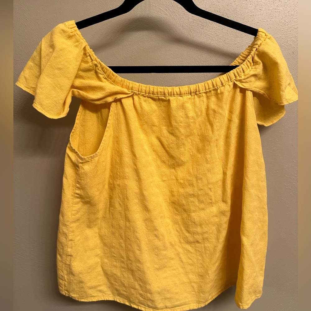 J. Crew Brand Top With Drawstring To Make On or Off The Shoulder. Yellow. Size S